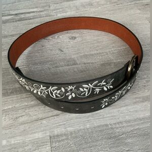 Smoke Grey Floral Embroidered Belt